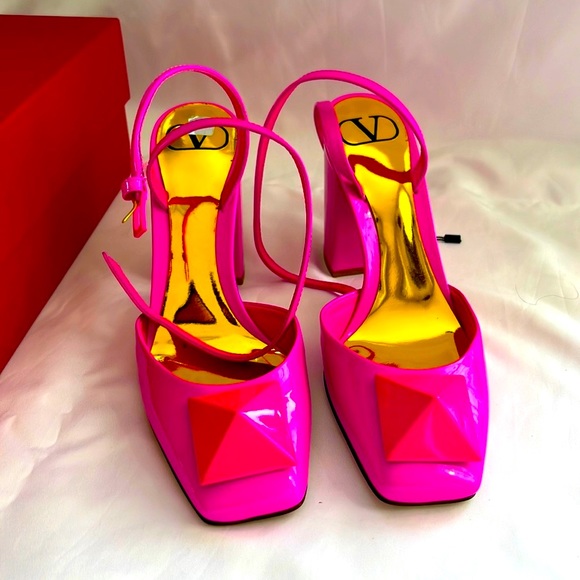 One stud patent leather pump with matching stud 90MM - Picture 3 of 8